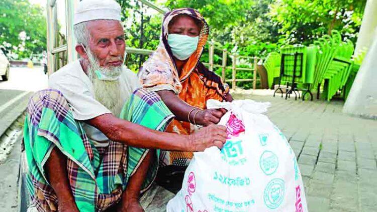 খালেকের নীল বেদনার গল্প