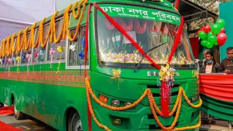 সড়কে নেমেছে নগর পরিবহনের ৫০ বাস”