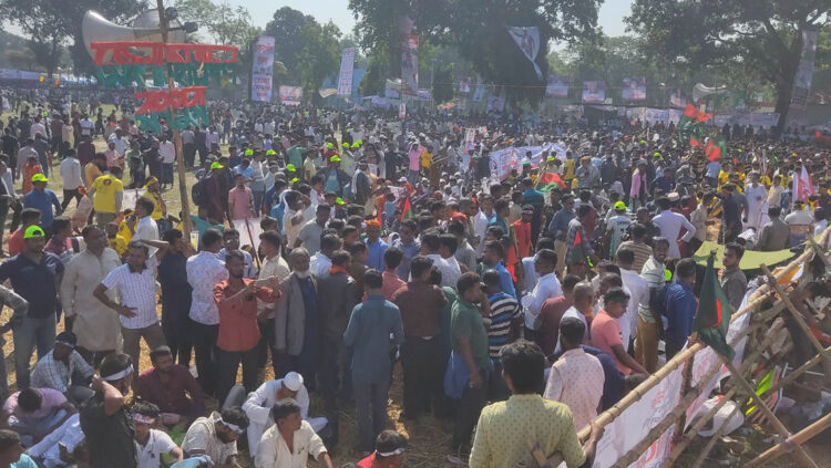 বিএনপির গণসমাবেশে নেতা-কর্মীর ঢল