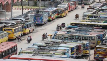 সিলেট বিভাগের ৩ জেলায় চলছে পরিবহন ধর্মঘট