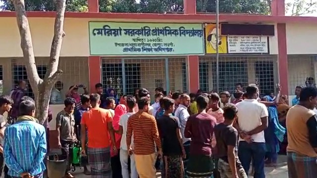 রাণীনগরে শিক্ষার্থীদের যৌন হয়রানির অভিযোগে প্রধান শিক্ষক অবরুদ্ধ!