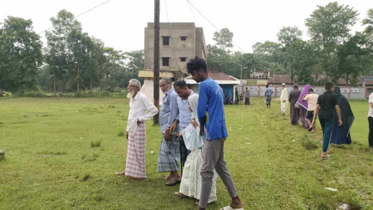 পাল্টাপাল্টি অভিযোগের মধ্য দিয়ে বালাগঞ্জে ভোটগ্রহণ সম্পন্ন