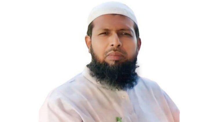 ভোলাহাটে মাদ্রাসার বই বিক্রির অভিযোগ সুপারের বিরুদ্ধে