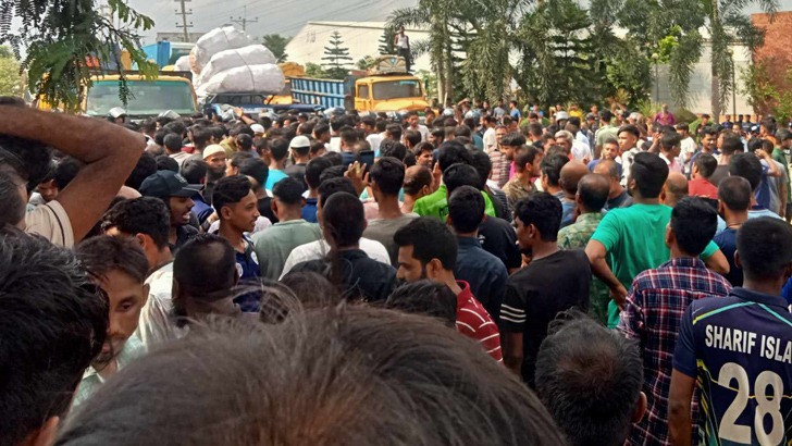 গাজীপুরে বেক্সিমকোসহ তিন কারখানায় শ্রমিক বিক্ষোভ, ৫টি বন্ধ ঘোষণা