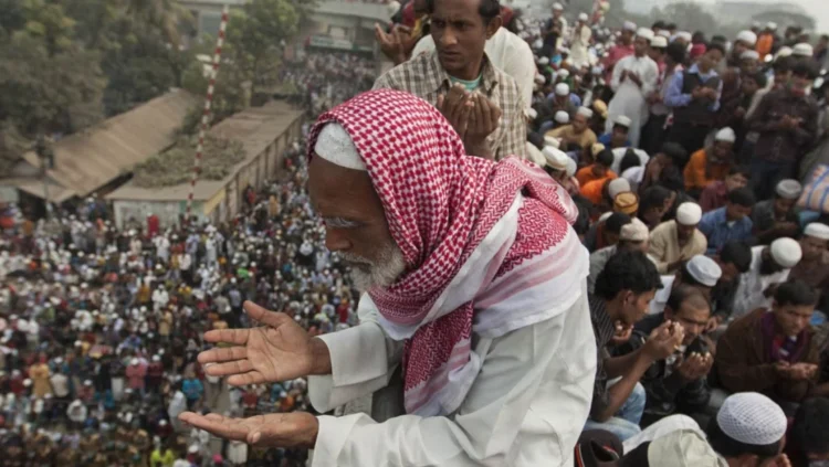 আখেরি মোনাজাতে শেষ বিশ্ব ইজতেমার প্রথম পর্ব