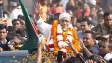 অস্ত্র মামলায় ১৭ বছরের সাজা থেকে বাবর খালাস
