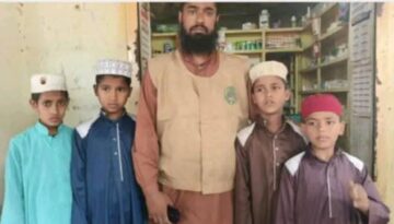 চাঁপাইনবাবগঞ্জে অপহরণের হাত থেকে উদ্ধার চারজন মাদ্রাসা ছাত্র। 