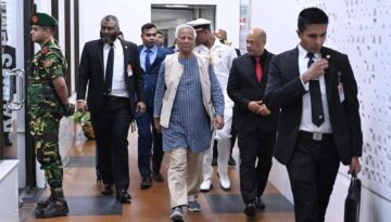 দেশে ফিরলেন প্রধান উপদেষ্টা