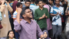 কাকরাইলে জড়ো হচ্ছেন জবি শিক্ষার্থীরা, চলছে অনশনের প্রস্তুতি