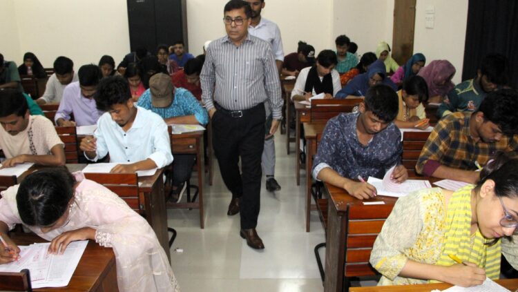 নজরুল বিশ্ববিদ্যালয়ে গুচ্ছ ভর্তি পরীক্ষা সুষ্ঠুভাবে সম্পন্ন